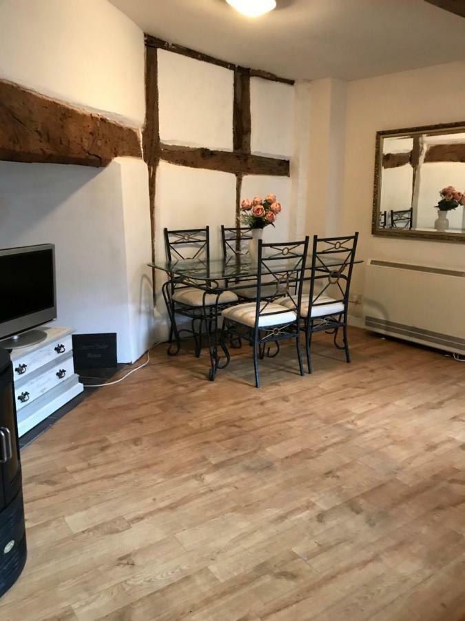 Severn Tudor House Shrewsbury Bagian luar foto