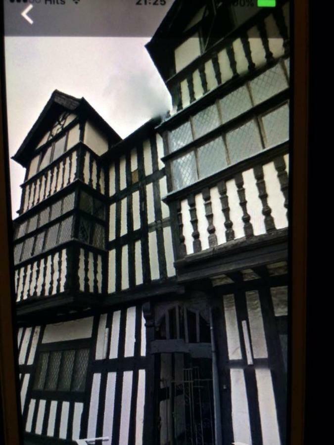 Severn Tudor House Shrewsbury Bagian luar foto